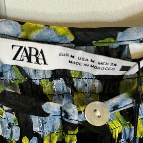 Zara NWT Women's Cropped Sheer Long Sleeve Blouse Size Medium - Picture 2 of 2